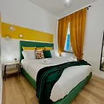 Happy Family Apartments San Luca